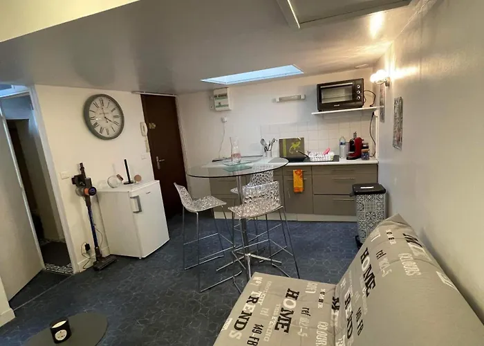 Appartement Joli Petit F1 Plein Centre *